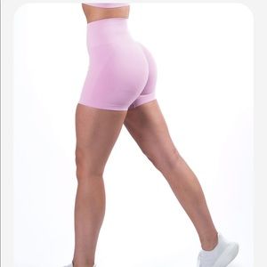 XXL Alphalete Amplify Shorts in Bloom NWT